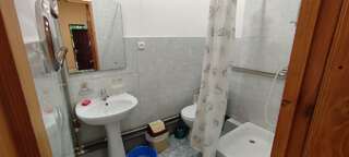 Гостиница Памир Судак Роскошный четырехместный номер-5